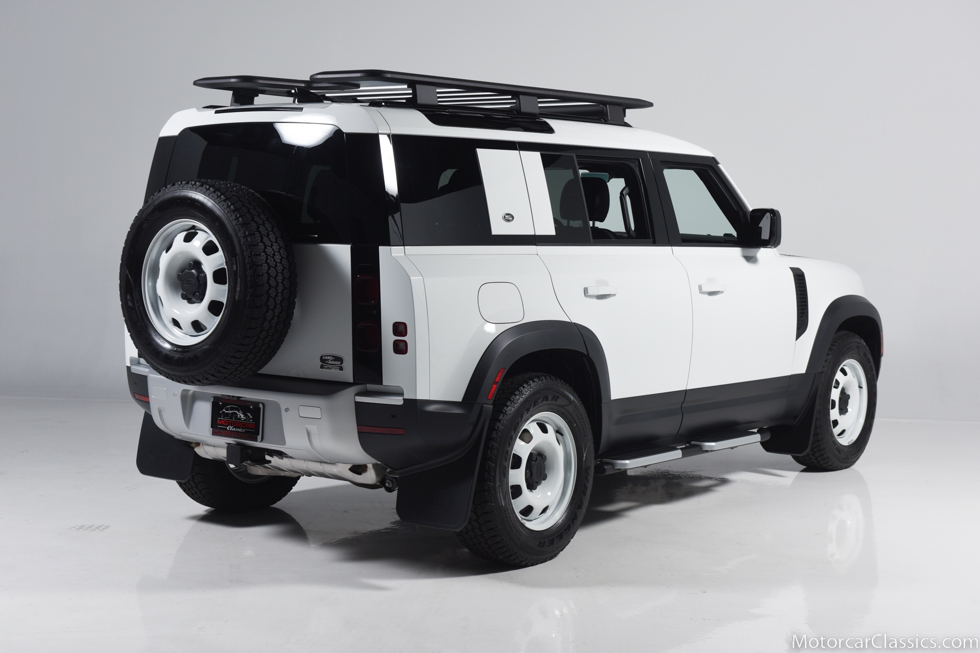 2023 Land Rover Defender 110 30th Anniversary Edition