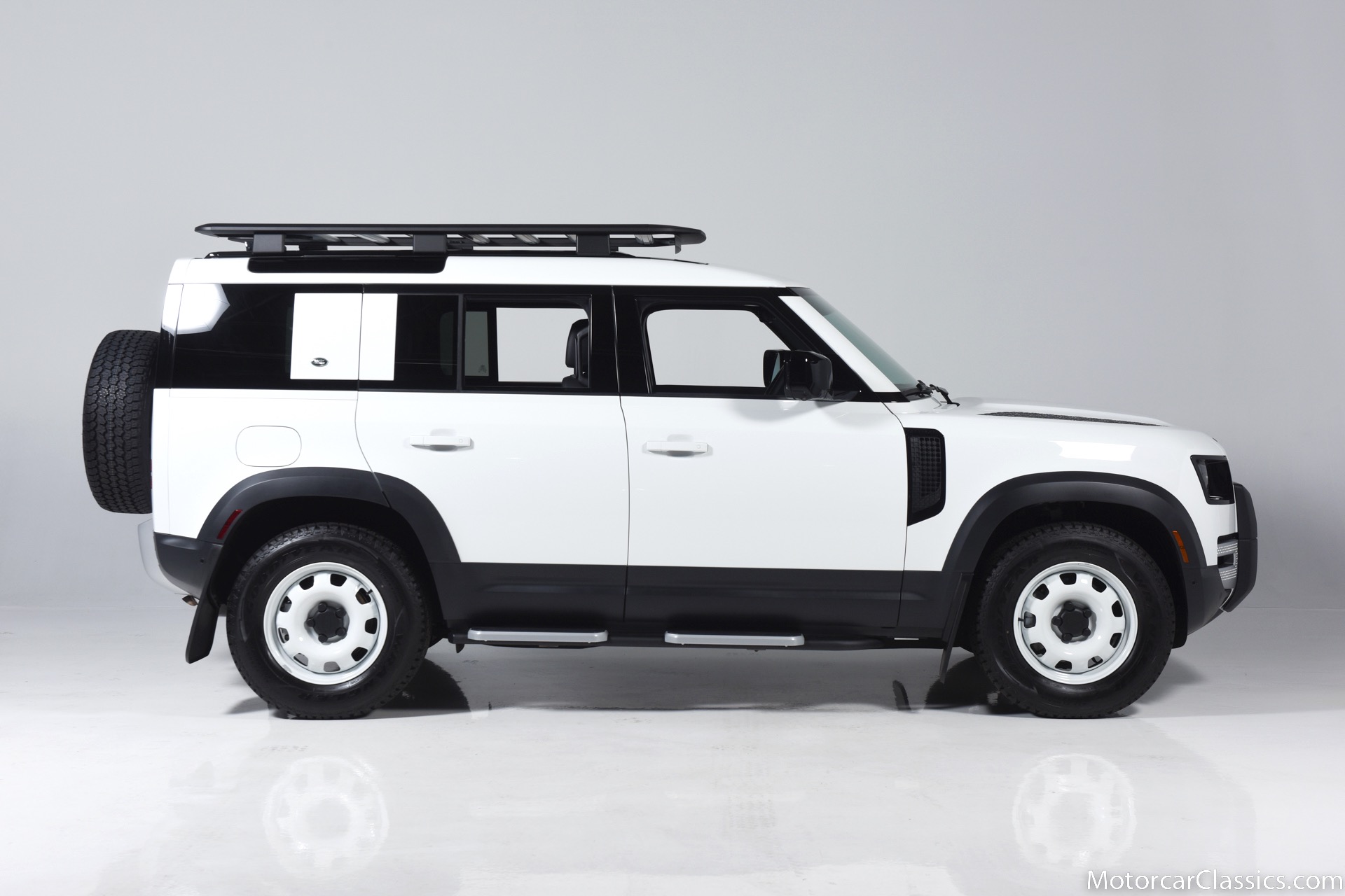 2023 Land Rover Defender 110 30th Anniversary Edition