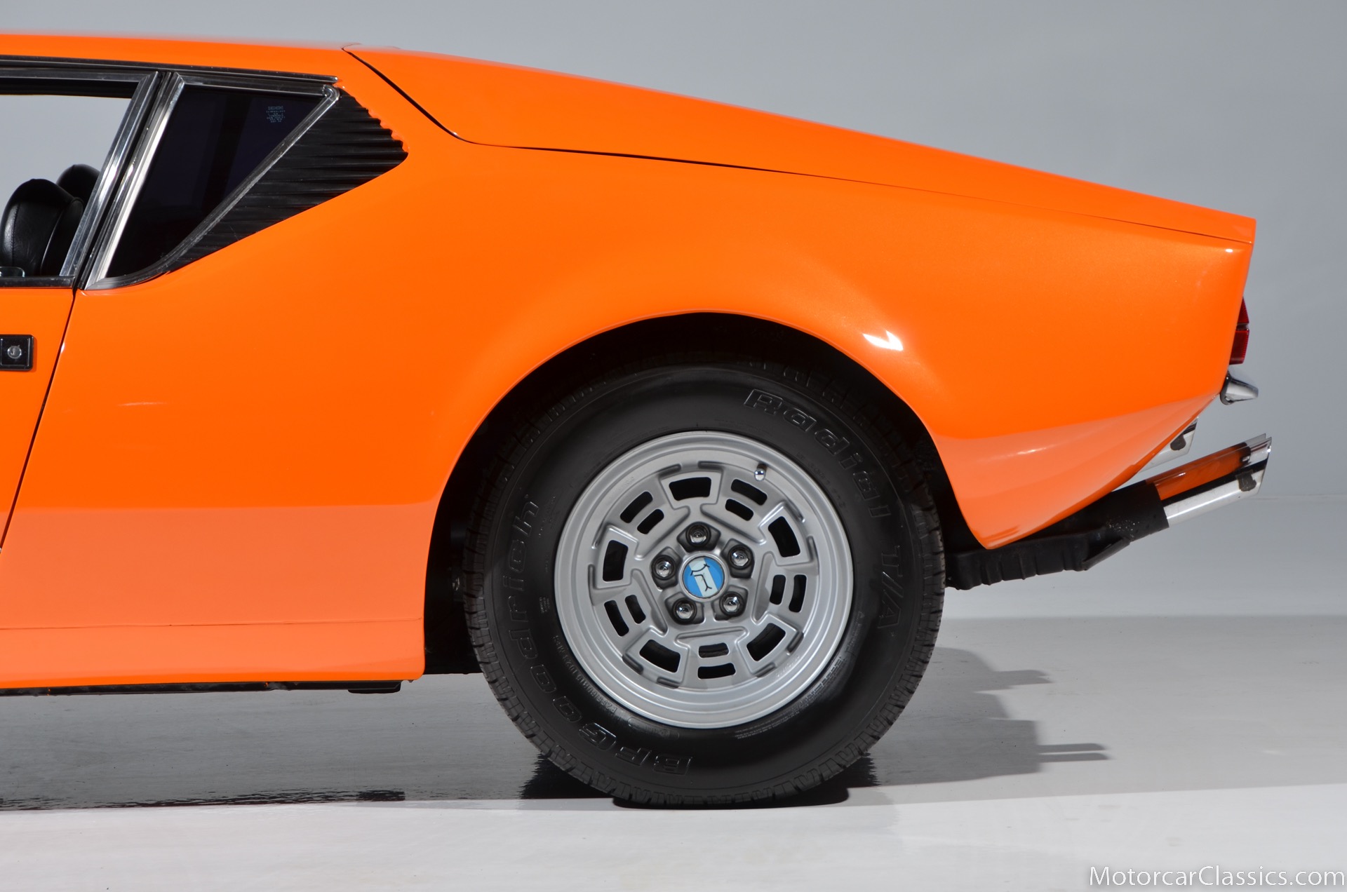 1971 DeTomaso Pantera Coupe