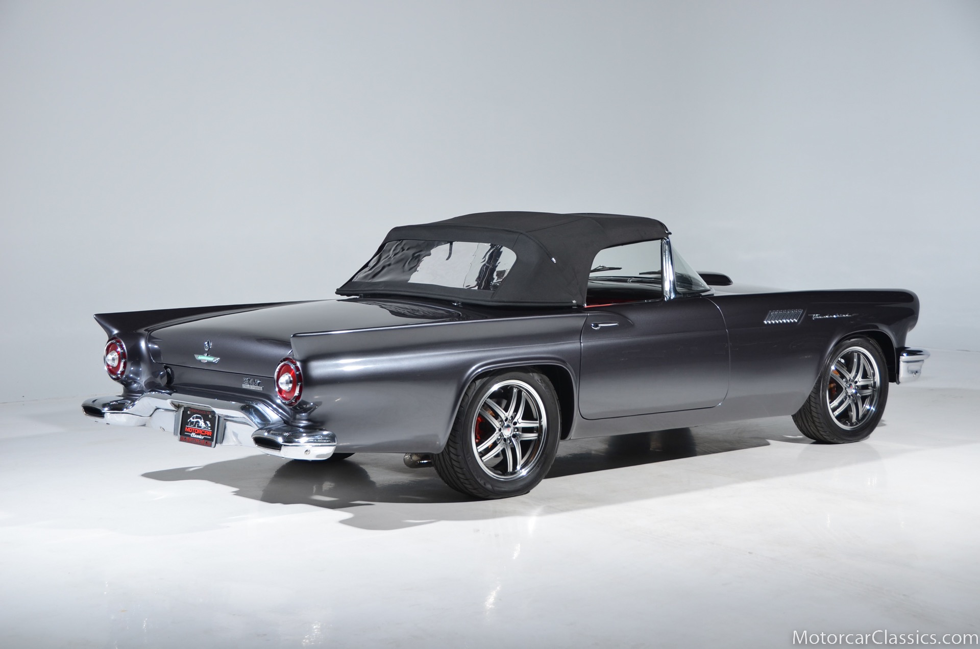 1957 Ford Thunderbird 