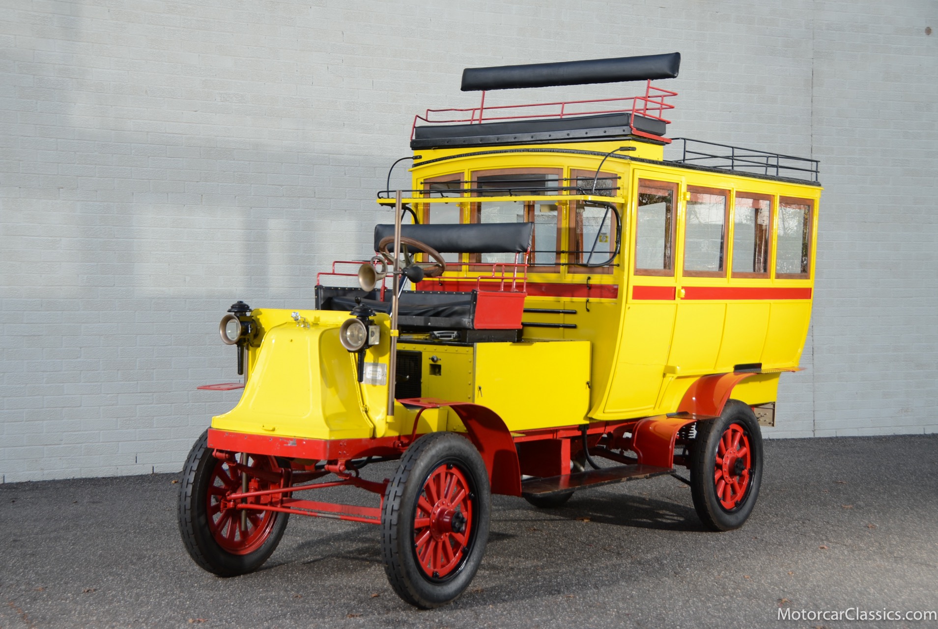 1911 Mack Omnibus RWD
