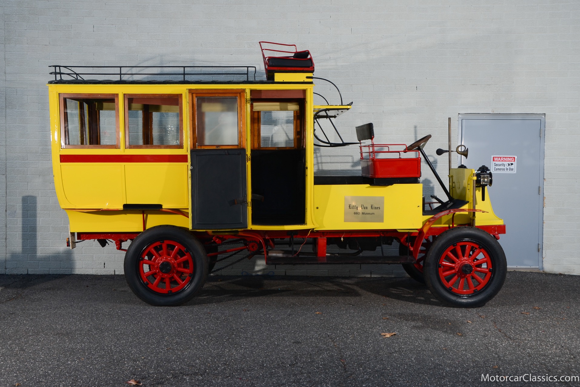 1911 Mack Omnibus 