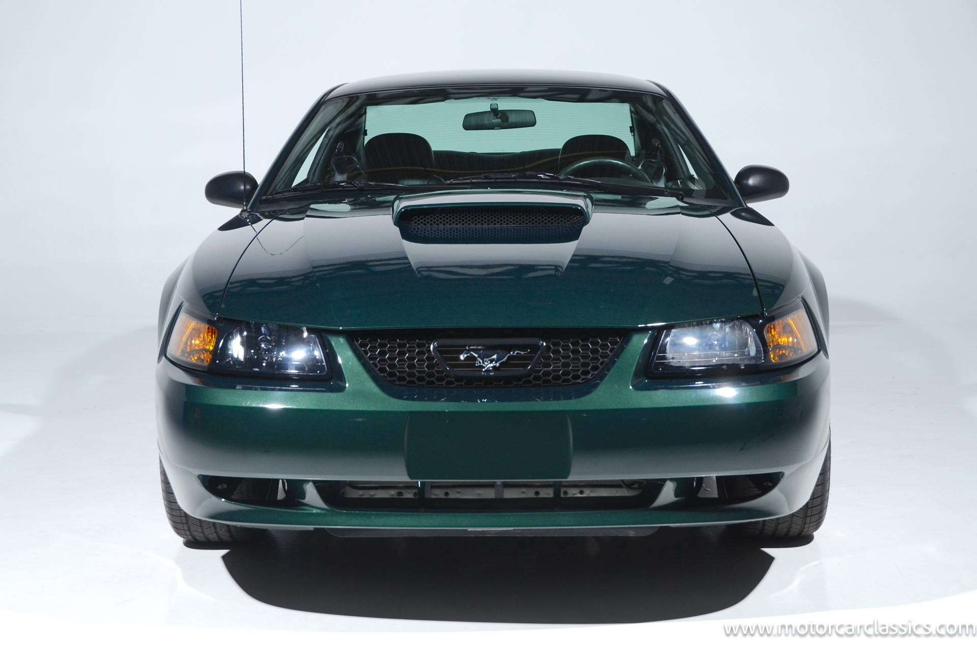 2001 Ford Mustang Bullitt photo 2