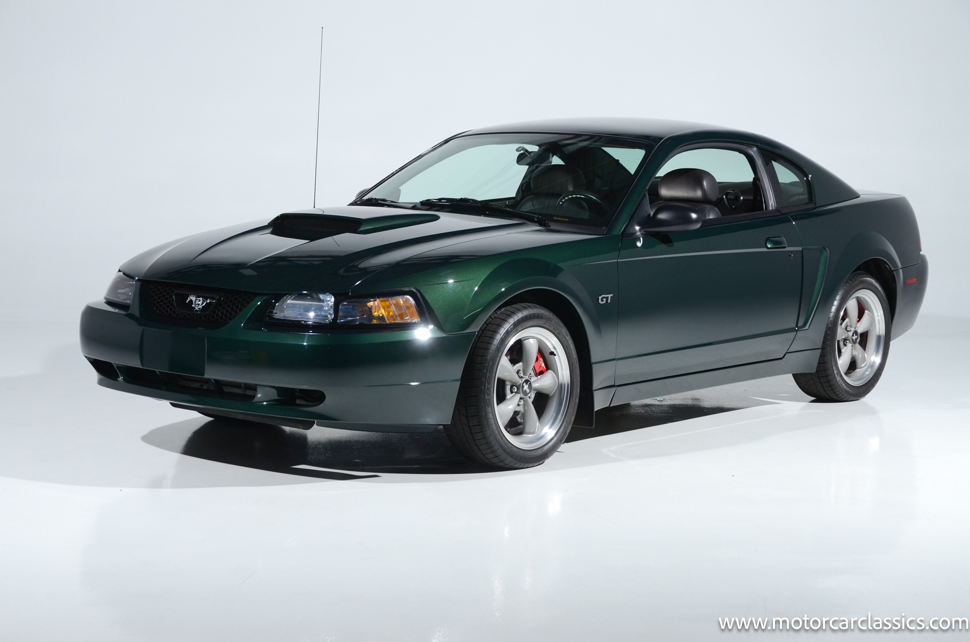 2001 Ford Mustang Bullitt photo 3
