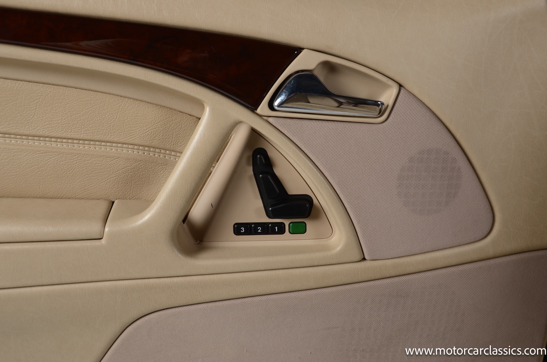 1996 Mercedes-Benz SL - Photo 37