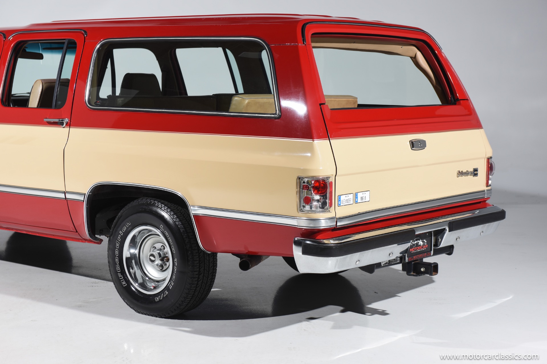 1985 Chevrolet Suburban - Photo 12