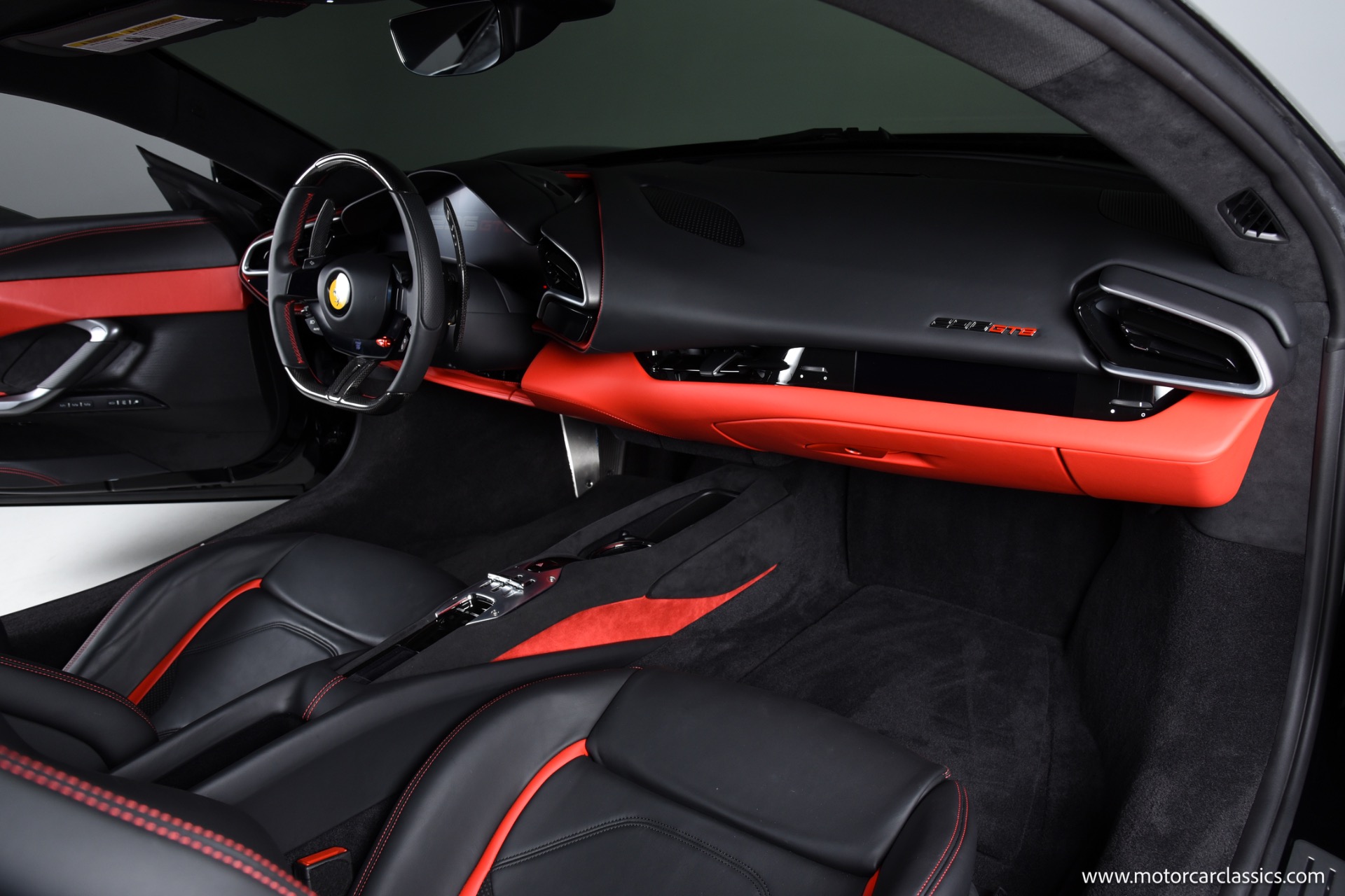 2023 Ferrari 296 Base - Photo 18