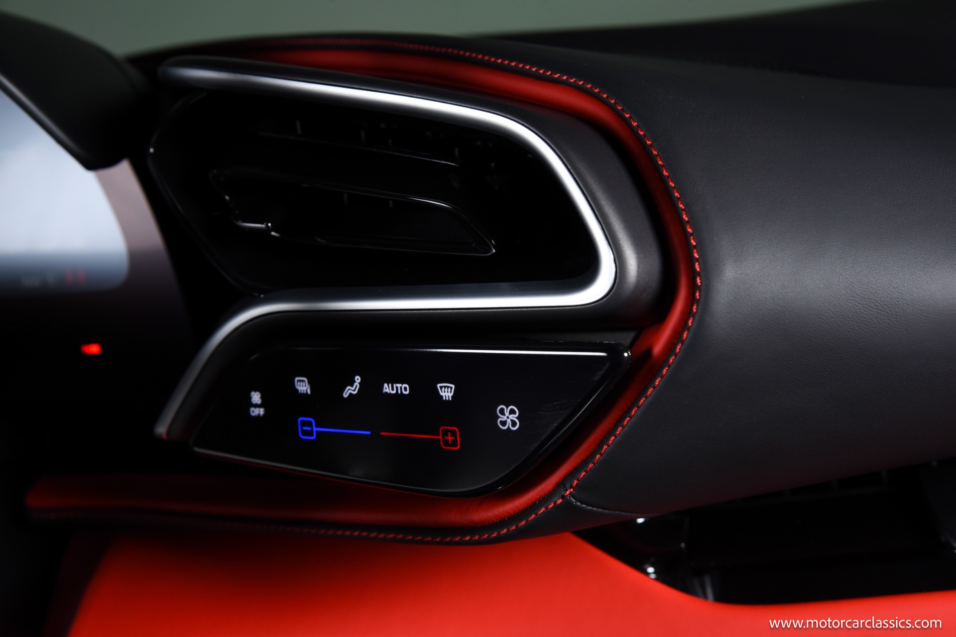 2023 Ferrari 296 Base - Photo 40