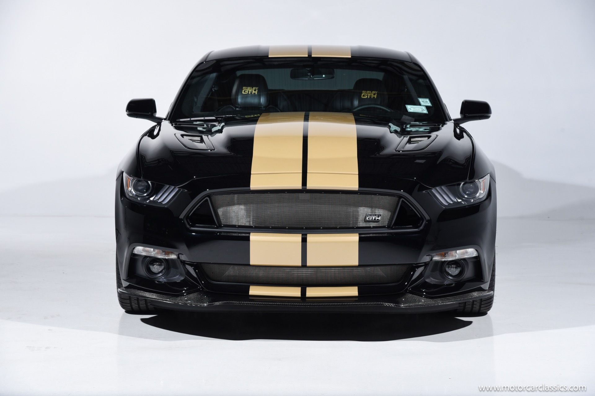 2016 Ford Mustang GT Coupe Premium's photo