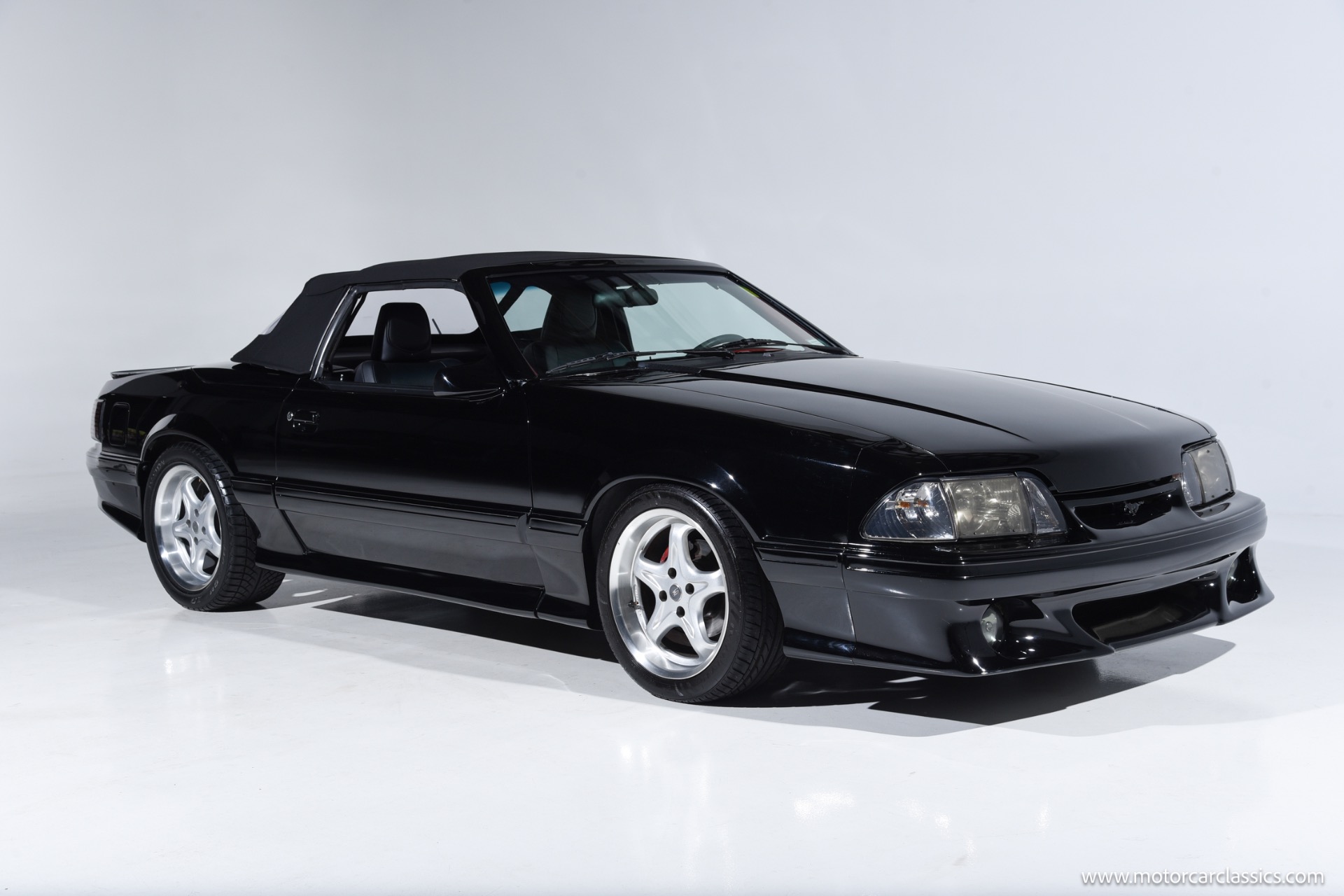 1987 Ford Mustang LX photo 2