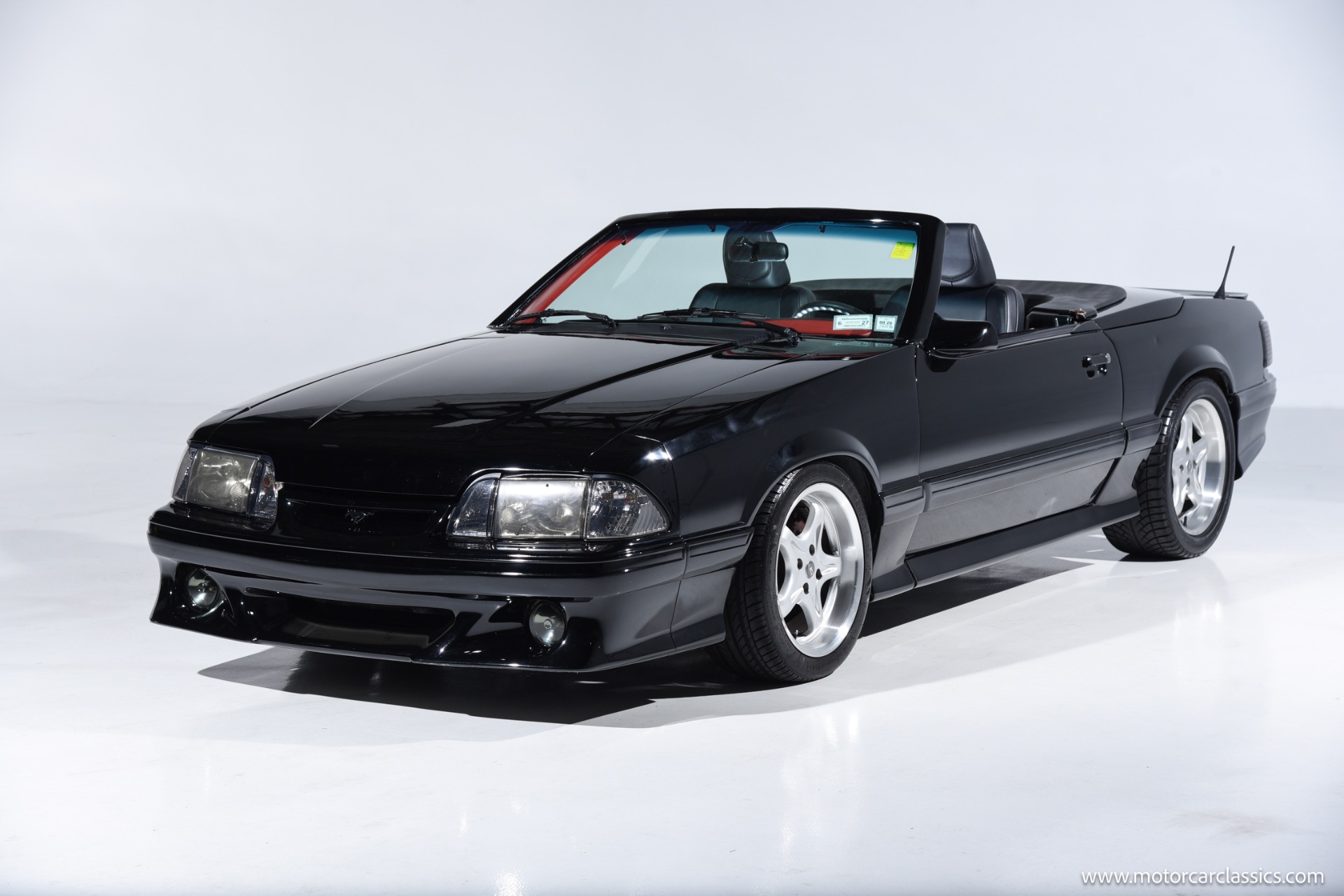 1987 Ford Mustang LX photo 4