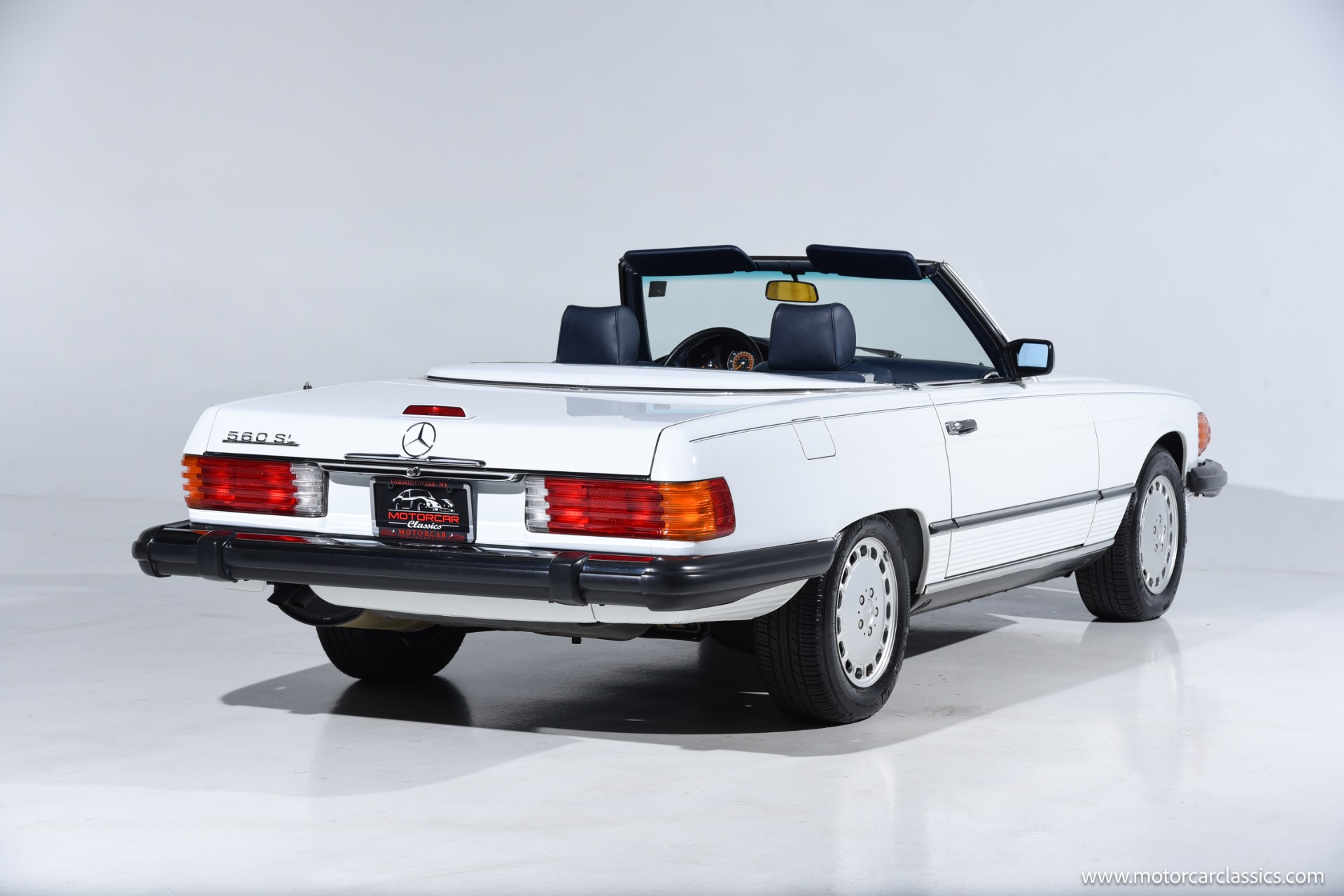 1989 Mercedes Benz 560 photo 3