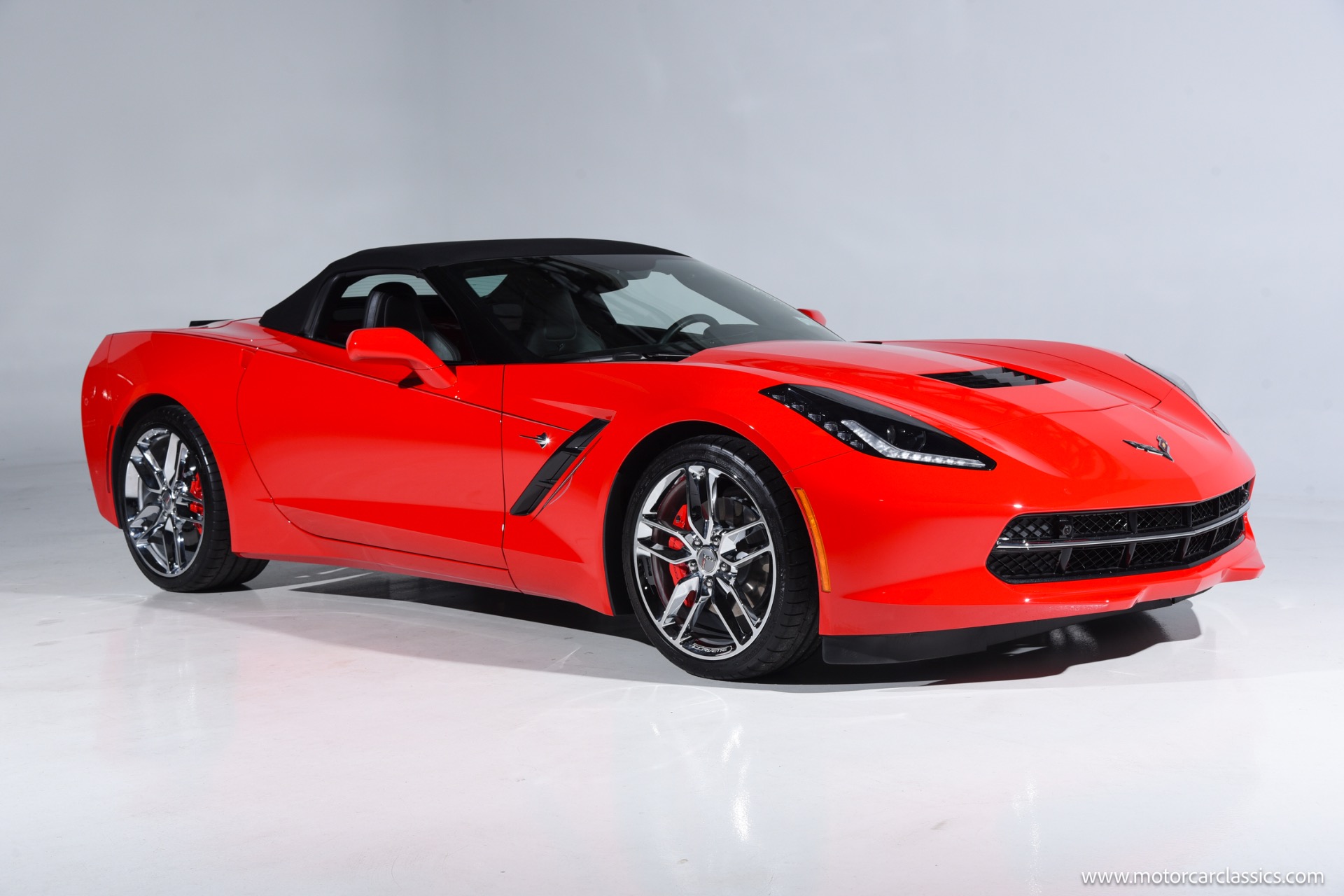 2019 Chevrolet Corvette Stingray Convertible 2LT's photo