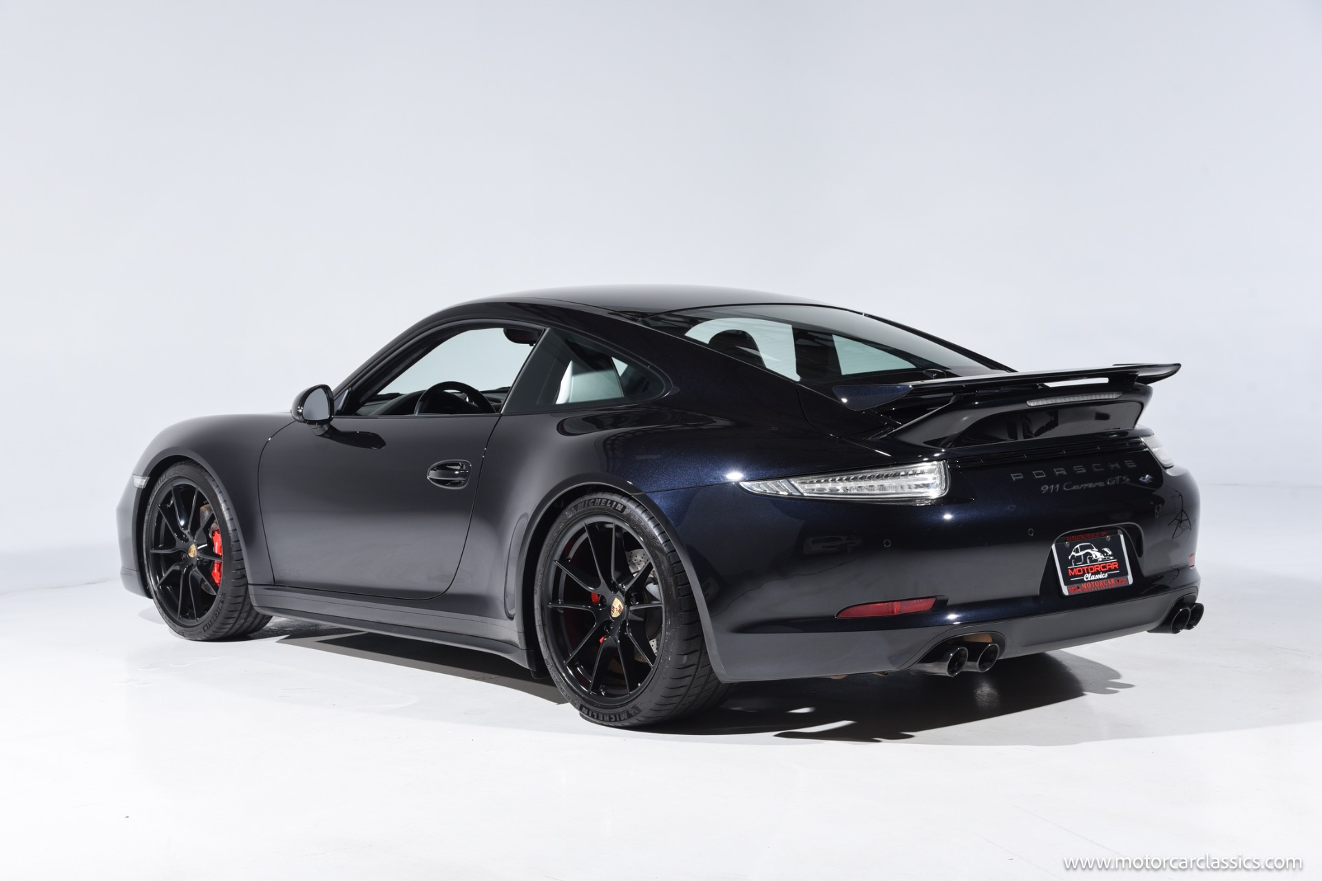 2016 Porsche 911 GTS photo 4