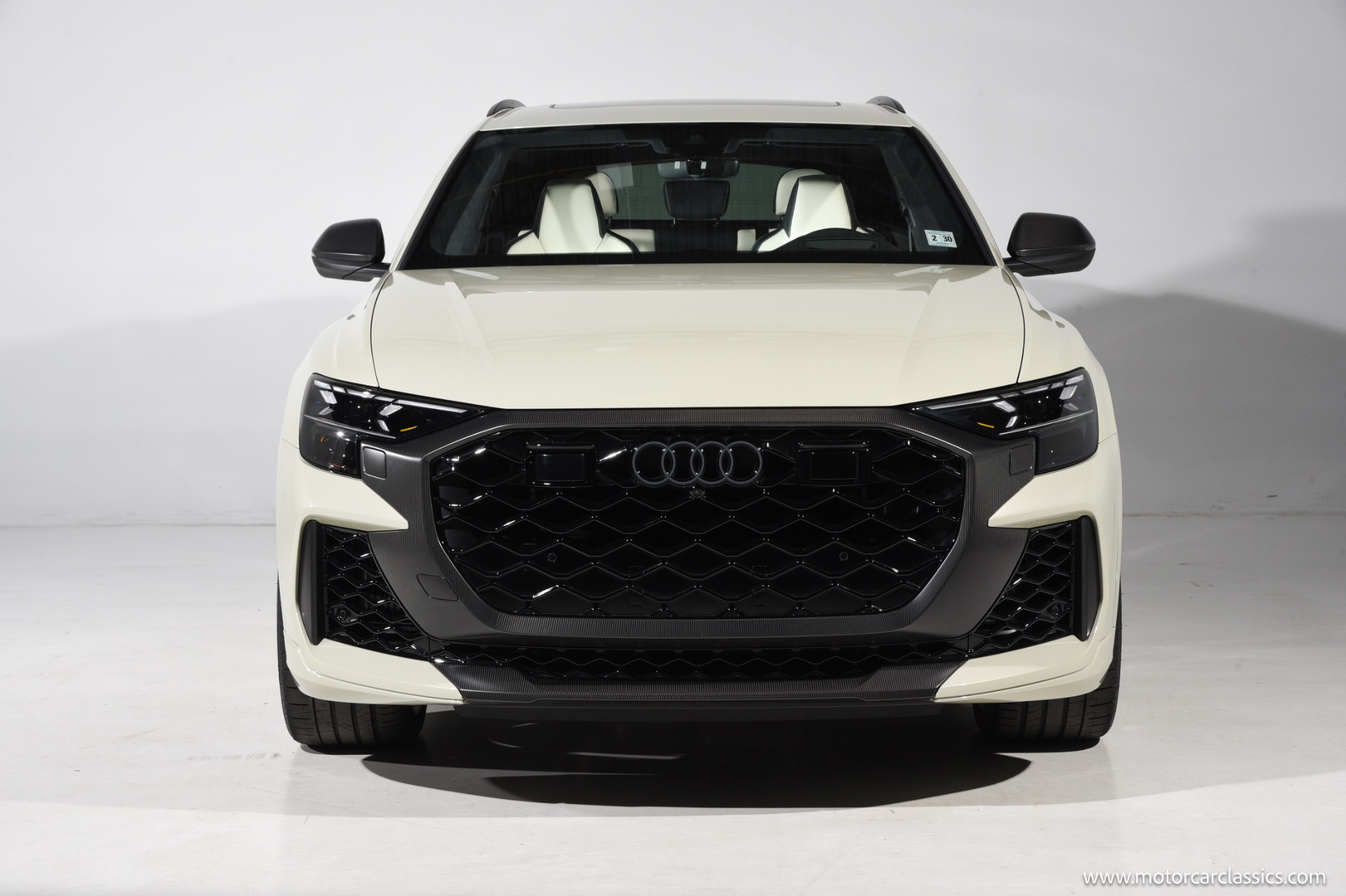 2025 Audi RS Q8 -'s photo