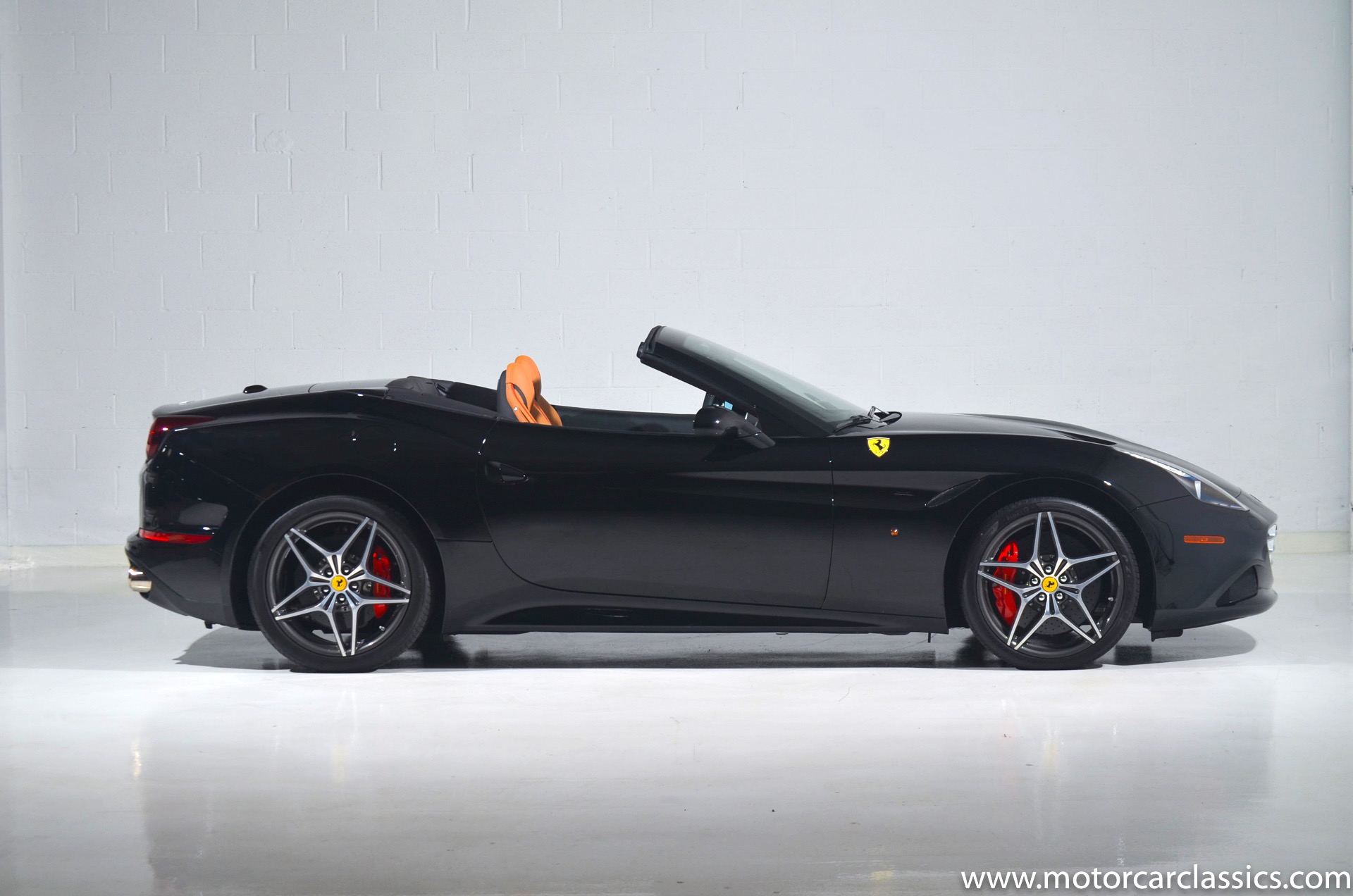 Used 2018 Ferrari California T For Sale ($184,900) | Motorcar Classics Stock #1292