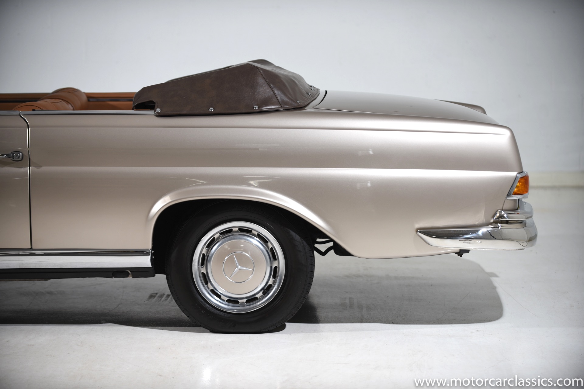 市村商店 プリキの自動車 MERCEDES BENZ 250SE 1960年代「メルセデス