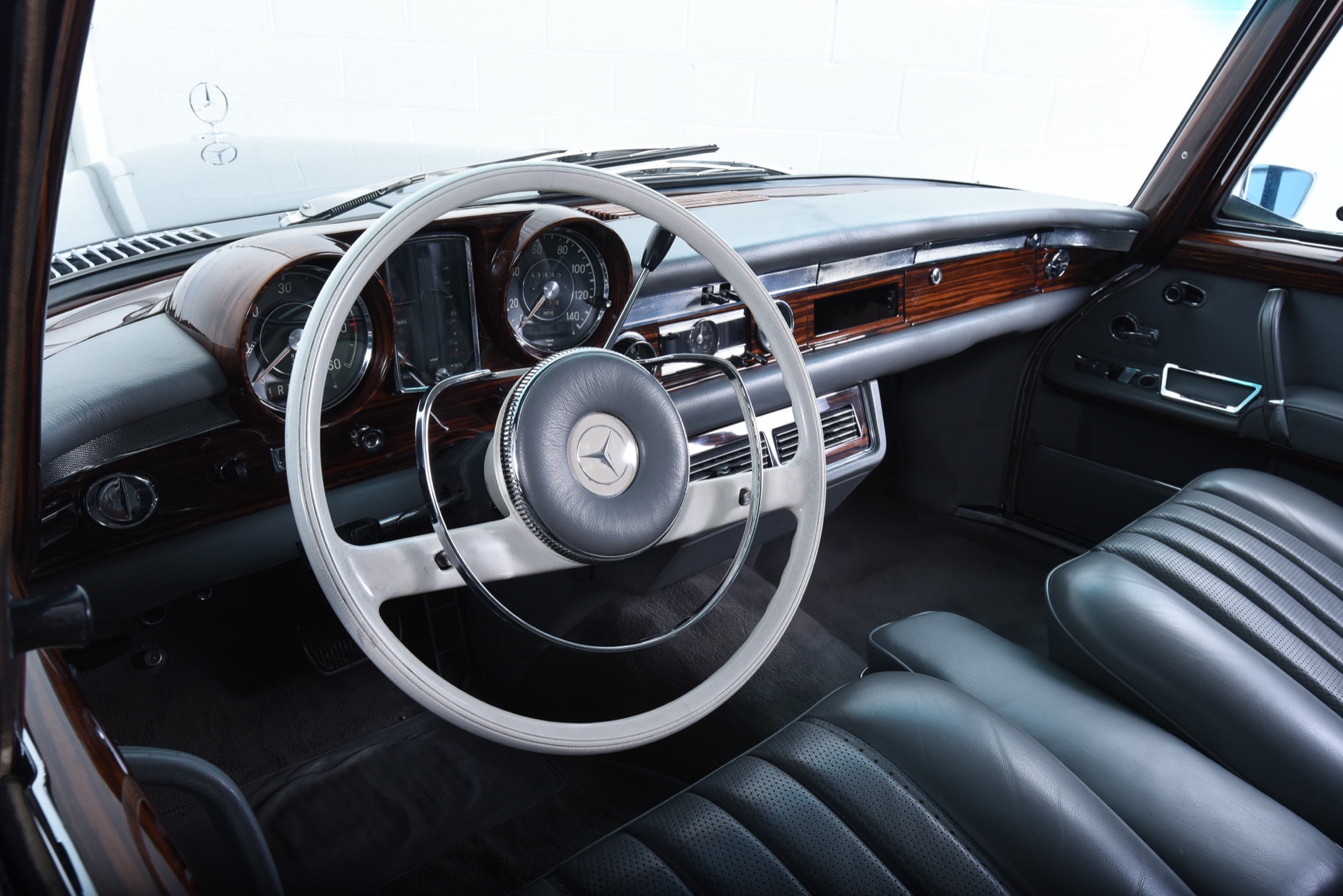 1965 Mercedes-Benz 600 4-Door Sedan