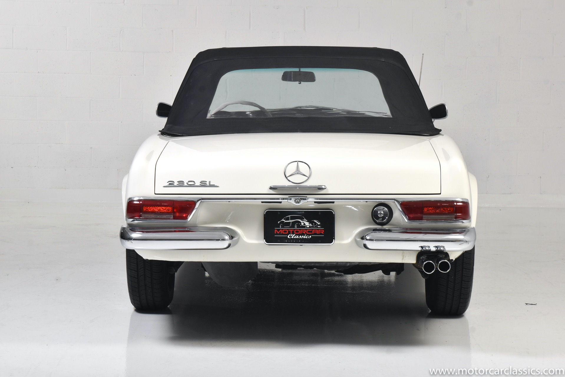 1963 Mercedes-Benz 230SL 