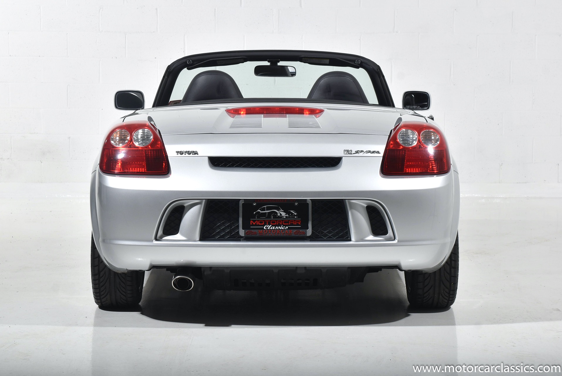 2004 toyota mr2