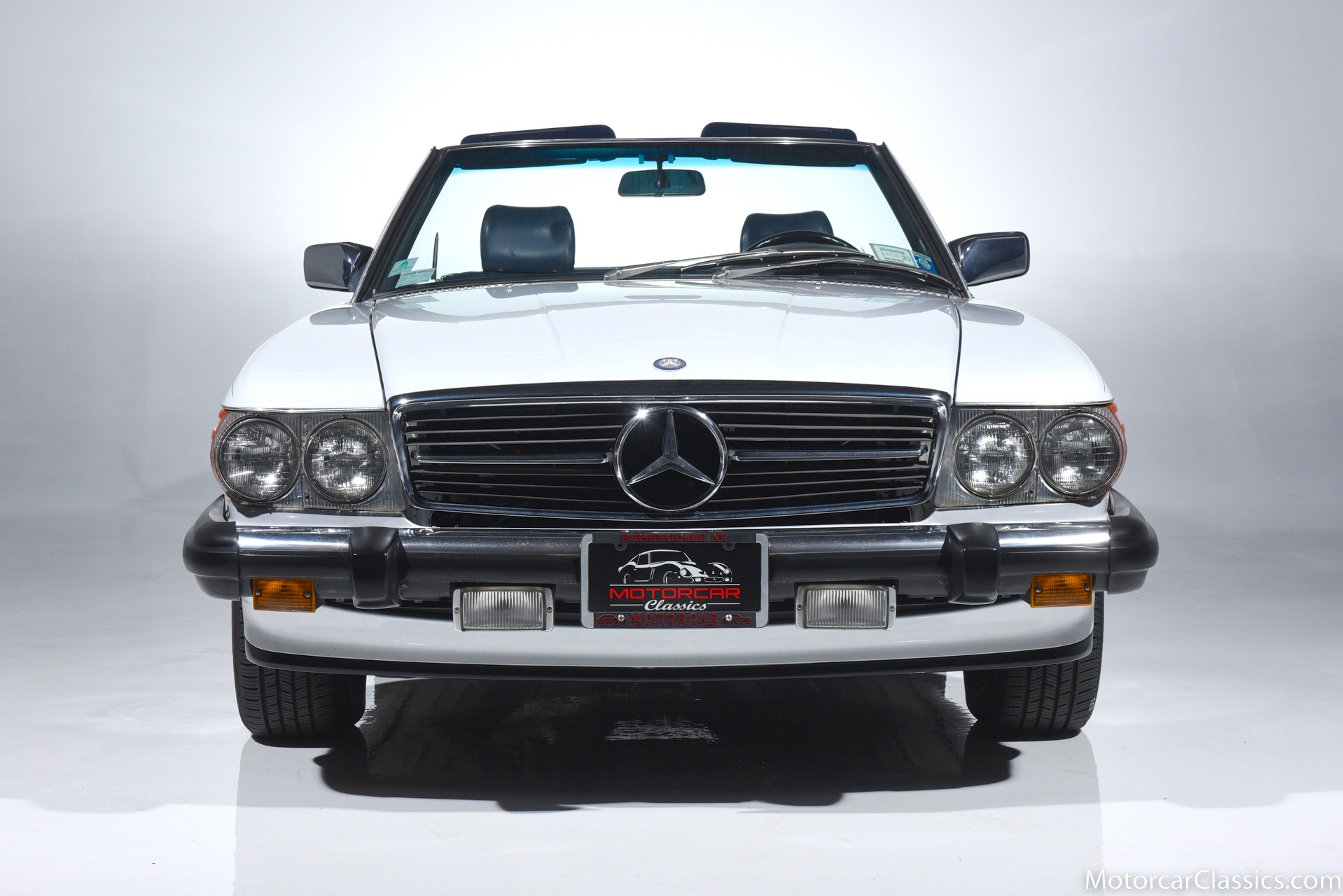 1986 Mercedes Benz 560 photo 3