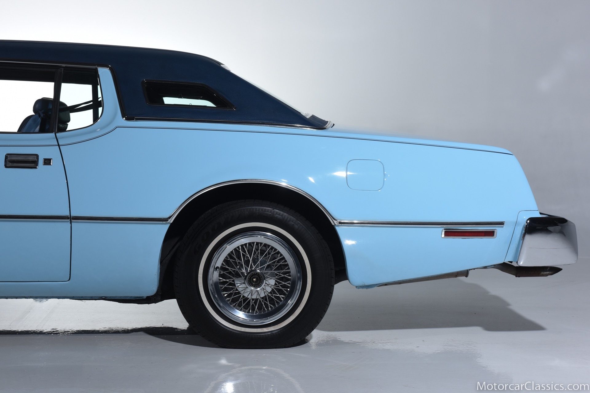 1976 Ford Thunderbird 